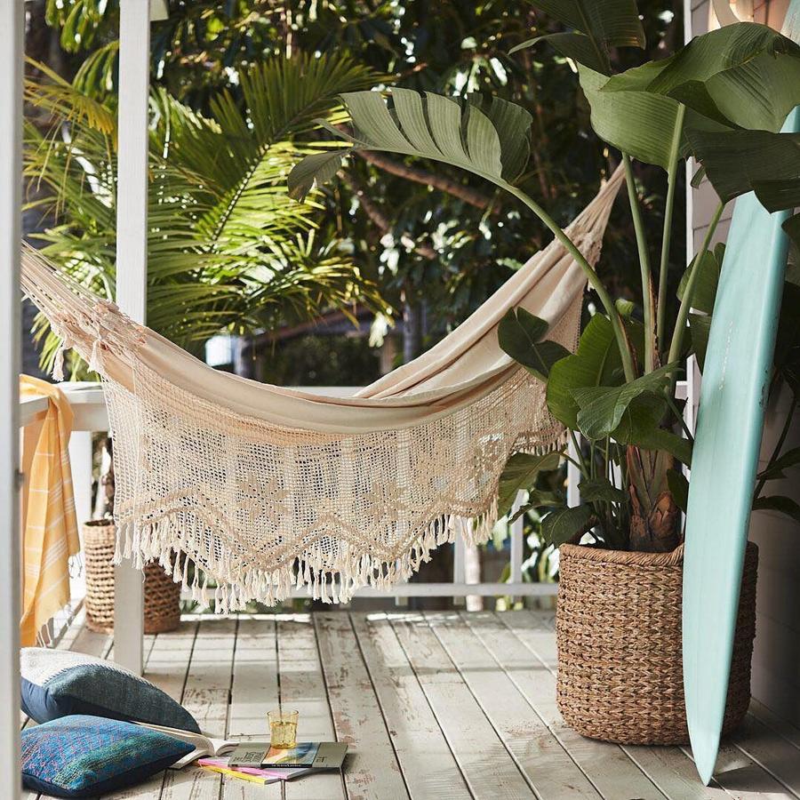 Esta hamaca colgante de Amazon Home (137 euros).