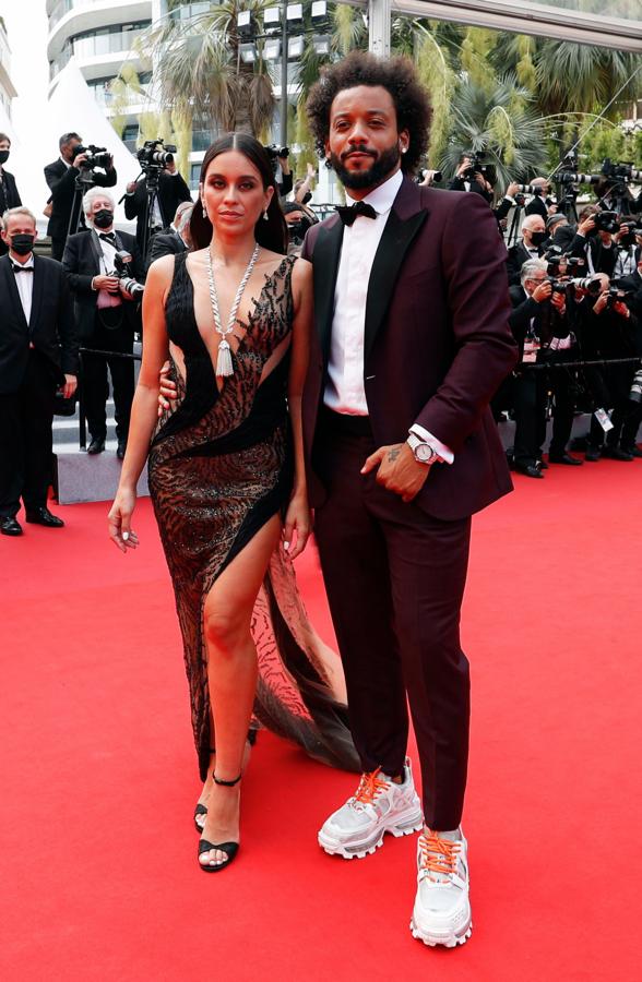 El jugador del fútbol Marcelo y su mujer Clarisse Alves.