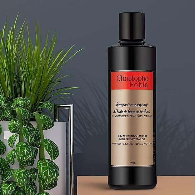 Regenerating Shampoo nutre y repara el cabello