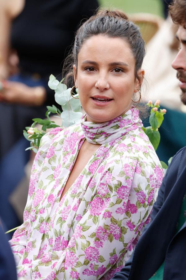 Marta Pombo con un vestido de flores de Matelier.