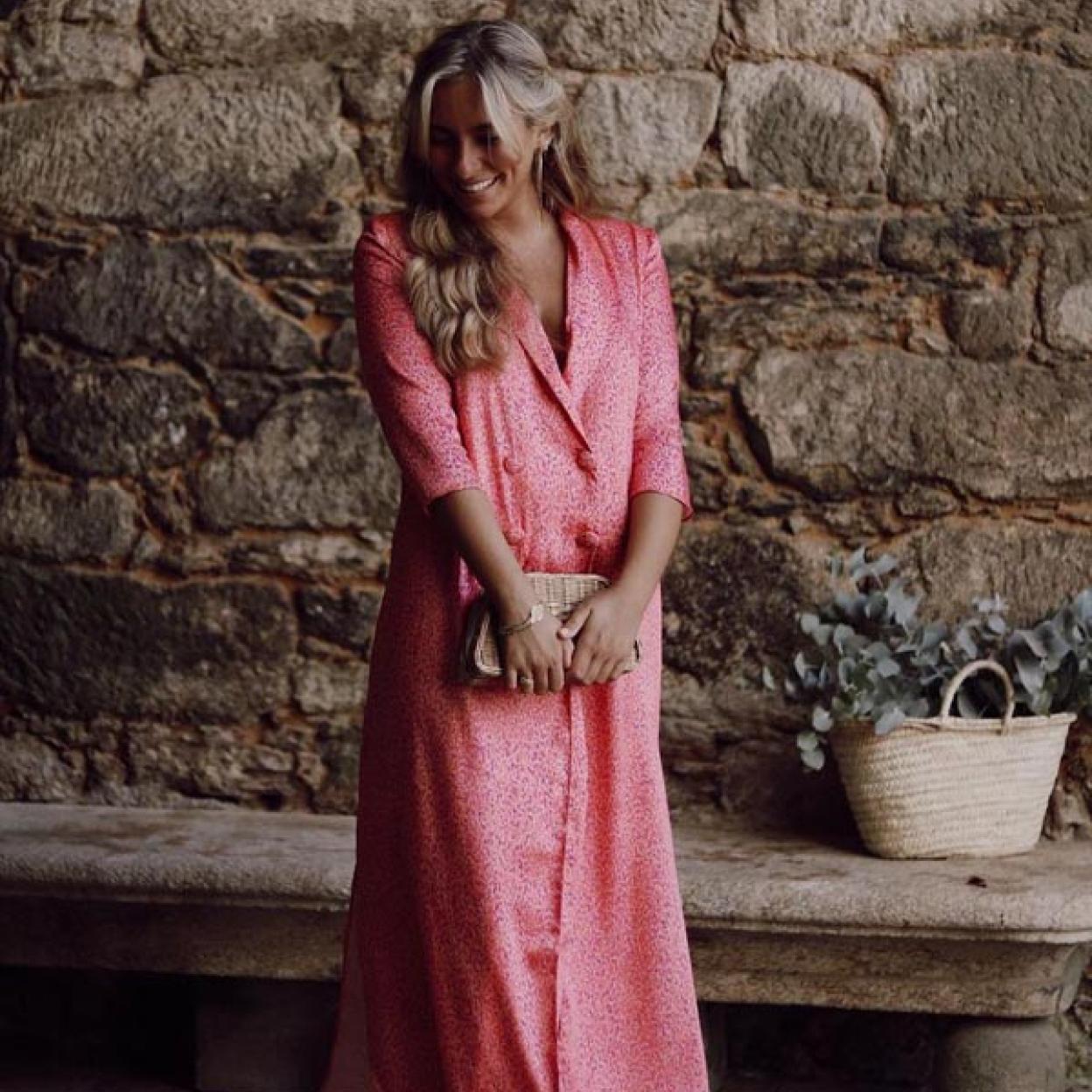 Pincha en la imagen para descubrir las mejores planchas inalámbricas para retocar tu peinado en cualquier momento.