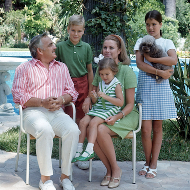 Pincha en la foto para ver la vida, en fotos, de Grace Kelly y 10 curiosidades que no sabías. 