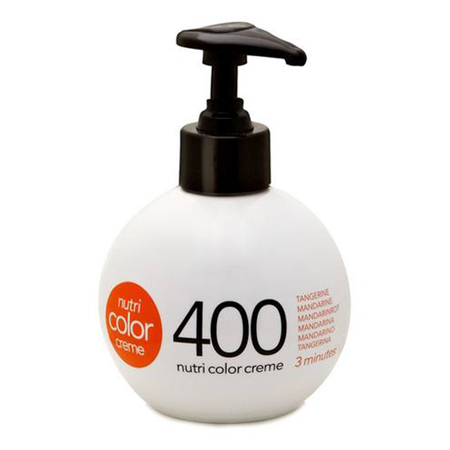 En formato mascarilla de color, nutre el pelo mientras renueva el color sin amoníaco ni peróxido en su fórmula. Si buscas un tono más intenso y fuerte, aplícatelo durante quince minutos en lugar de los tres recomendables en cada aplicación. Está disponible en tonos diferentes según el matiz de tu tinte. (14,95 euros)