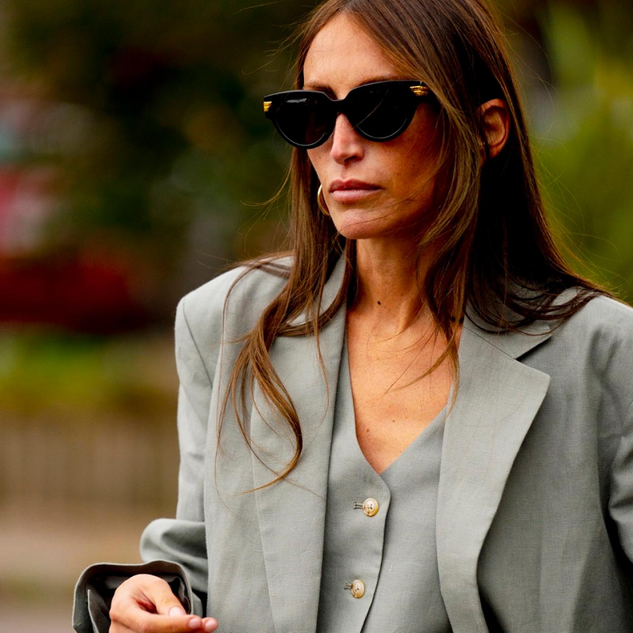 Pincha en la imagen para ver aceites en seco para hidratar el rostro, el cuerpo o el pelo perfectos para meter en tu maleta de verano y ahorrar espacio.