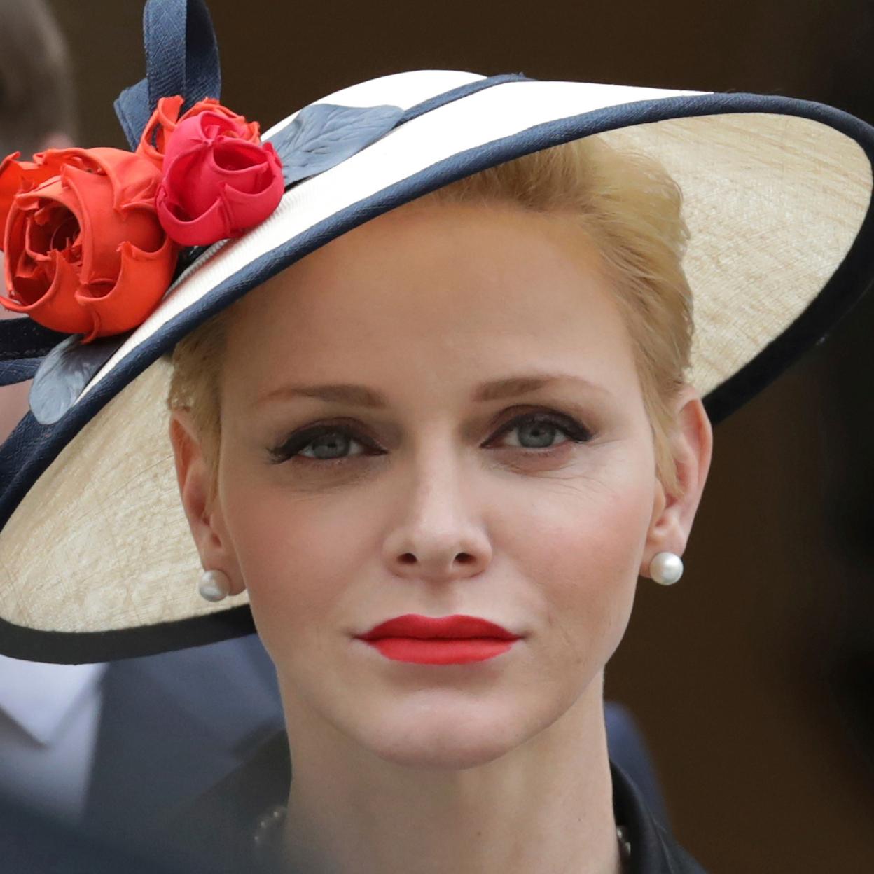 Pincha en la foto para conocer la relación de Grace Kelly con sus hijos Estefanía, Alberto y Carolina de Mónaco: dramas, secretos y muchos problemas.