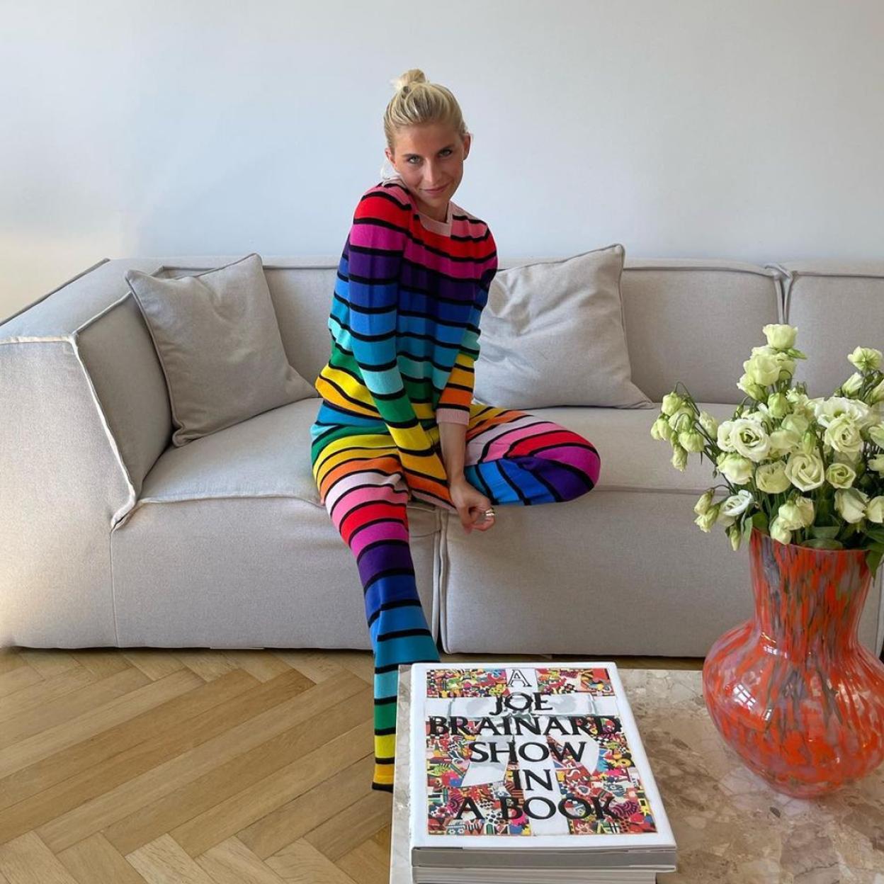 Pincha en la foto para ver 10 conjuntos de punto de Zara y H&M: la tendencia más cómoda que sienta bien a todas las figuras. 