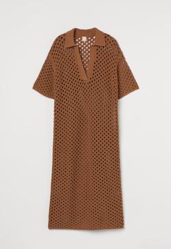 Imagen secundaria 2 - Solo necesitas una de estas tres prendas de ganchillo para darle a tu look un giro de lo más estiloso y favorecedor