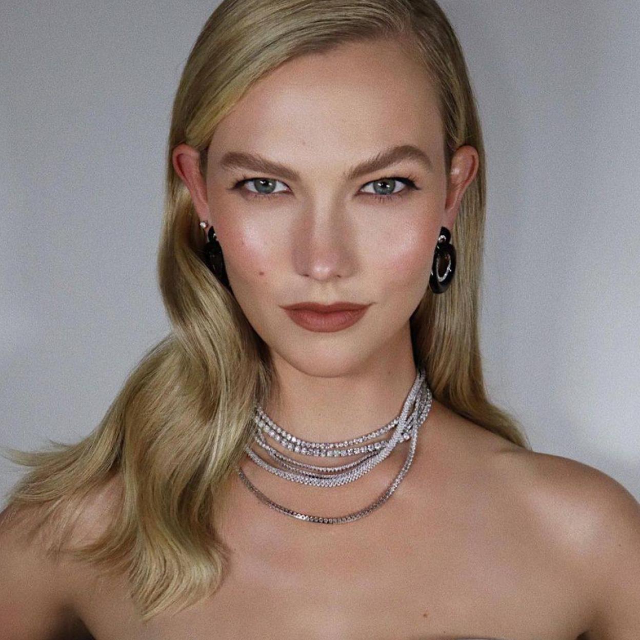 Pincha en la imagen para descubrir los mejores sérums con color, el producto de moda que adoran los expertos en belleza