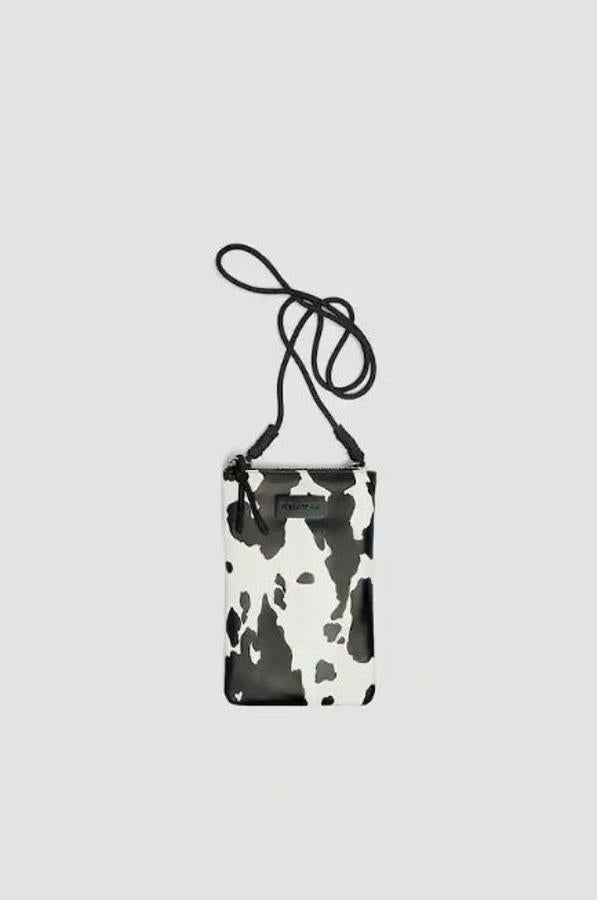 De Pull&Bear (7,99 euros).