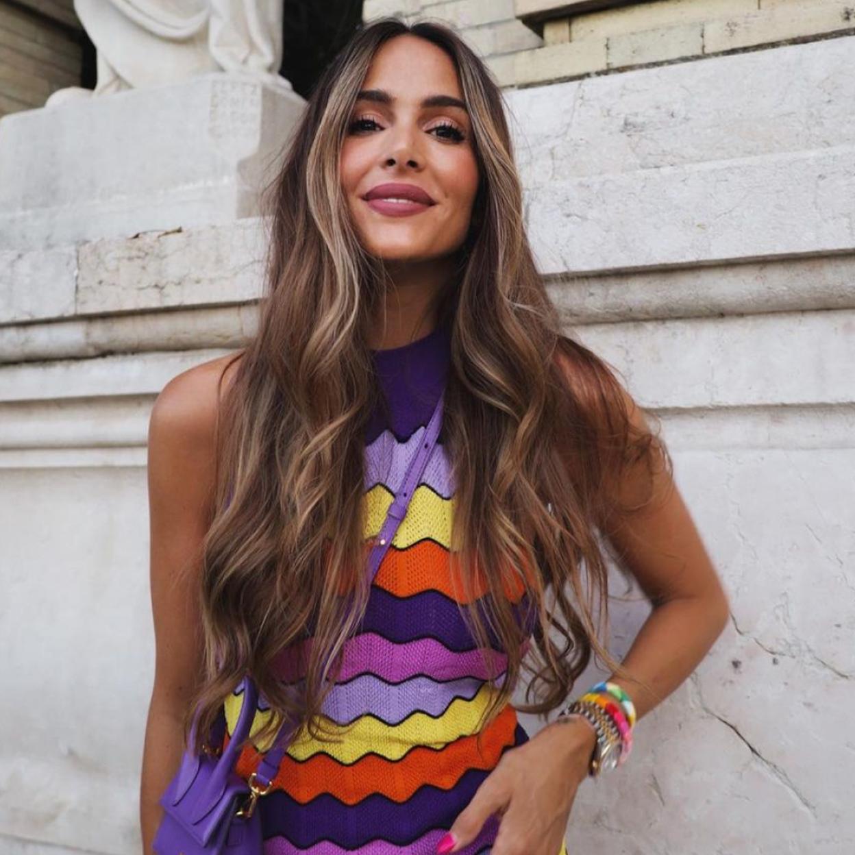 Pincha en la imagen para descubrir las mejores mascarillas de pelo para lucir unos rizos hidratados y definidos este verano. 