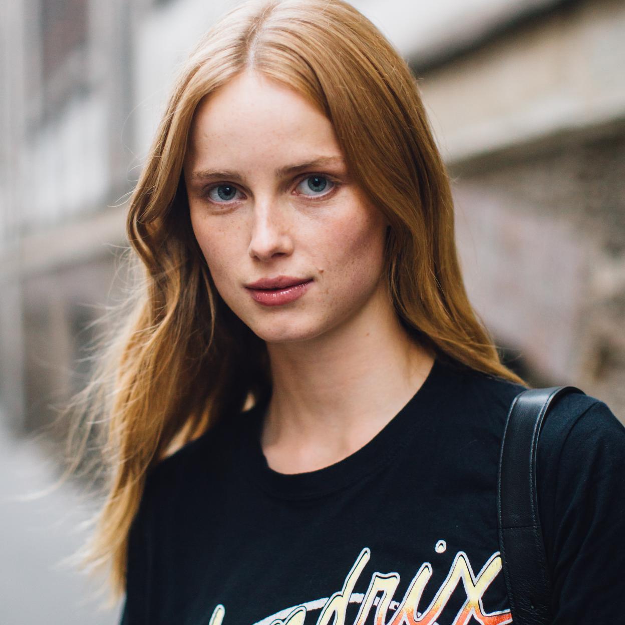 Pincha en la imagen para ver 10 productos imprescindibles con los que mantener el bronceado y conseguir un moreno más bonito y duradero.