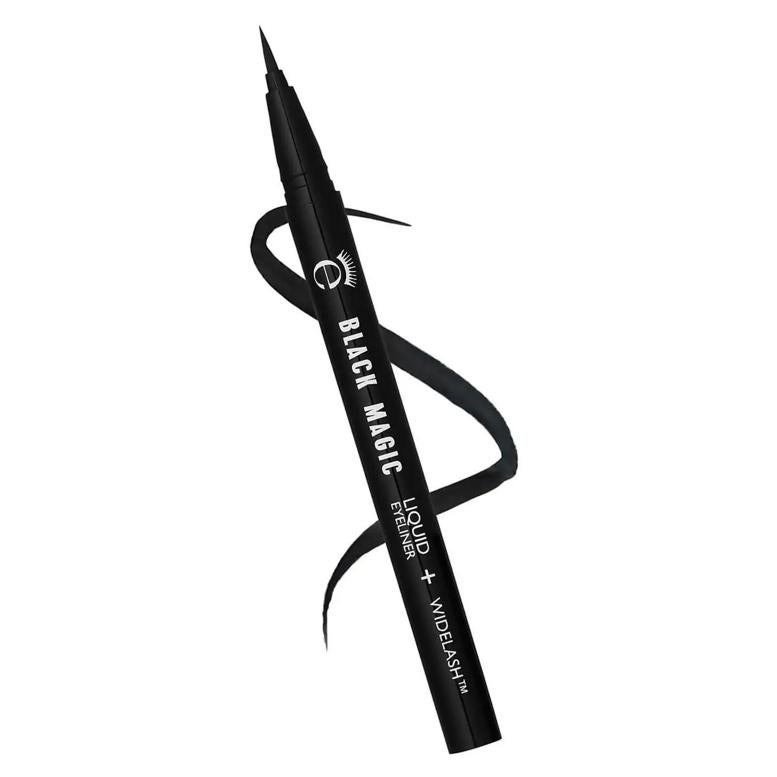 Aunque este verano fue el del eyeliner con color, uno clásico no puede faltar en el neceser. El eyeliner de SENSAI tiene un pincel integrado que permite utilizar siempre un pincel nuevo. Antes: 35,05€; Ahora: 17,65€