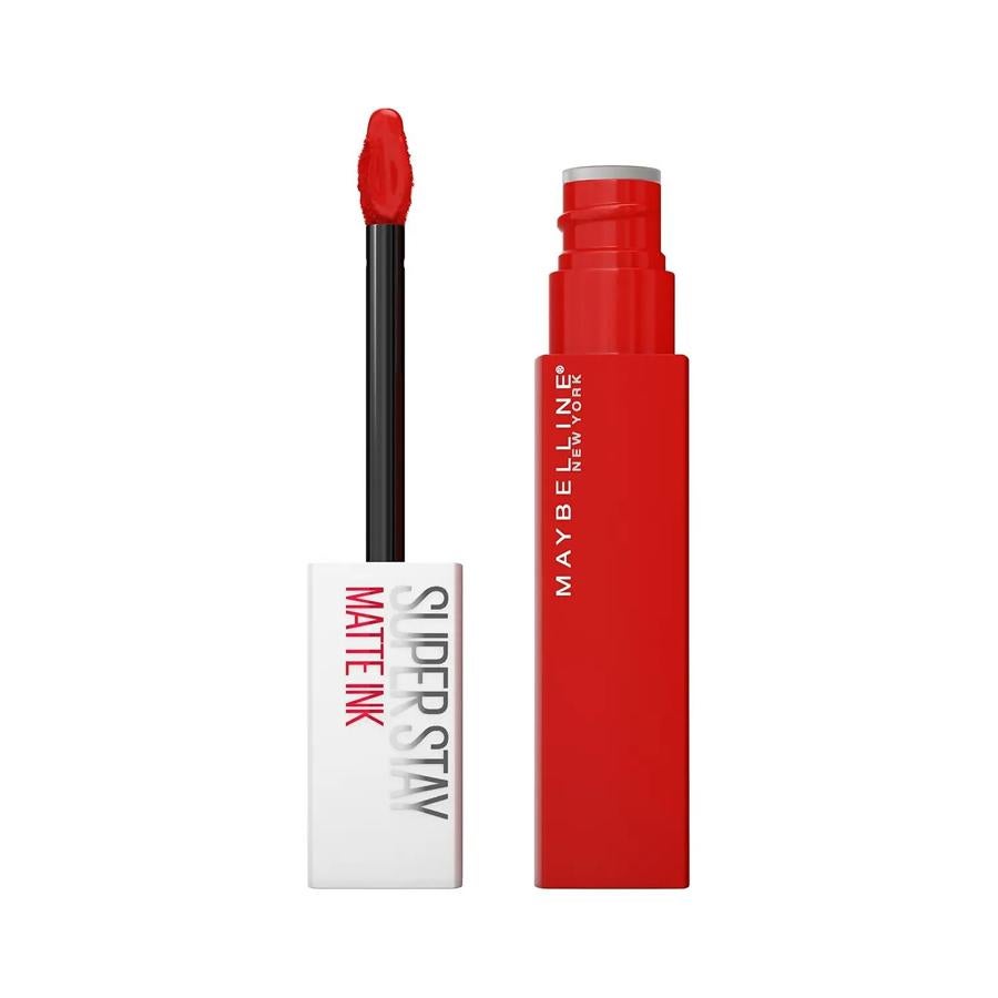 Todas las celebrities usan el labial de Maybelline New York por su alta intensidad y su resultado: ni cuartea ni reseca los labios. Si no quieres el tono rojo, tienes más de 20 tonos diferentes. Antes: 9,99€; Ahora: 4,50€