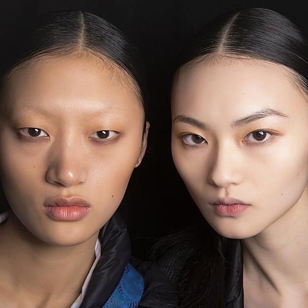 El sérum que más gusta a las coreanas para acabar con las manchas lleva vitamina C y té verde y arrasa en España