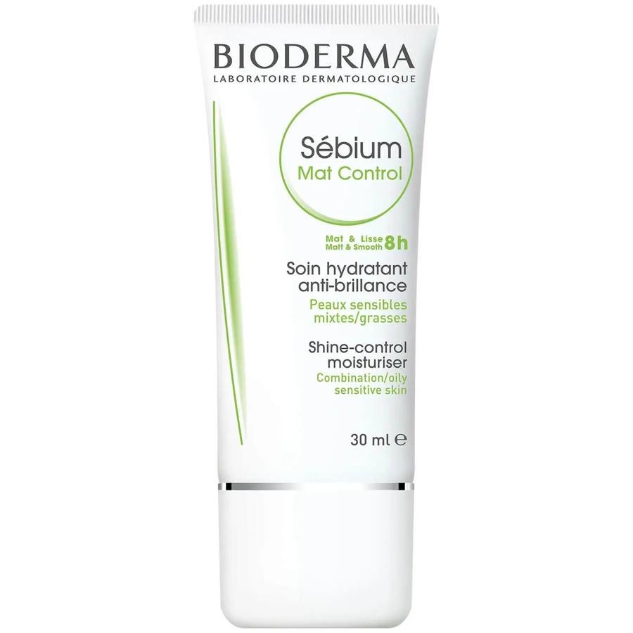 La hidratante perfecta para piel grasa y con tendencia al acné. Aporta la hidratación necesaria, corrigiendo la producción excesiva de grasa, neutralizando rojeces, controlando brillos para un acabado mate y alisando la textura por su formulación con AHAs.