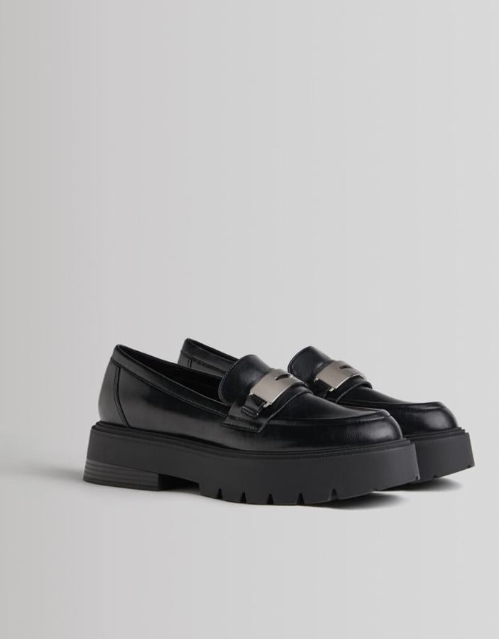 De Bershka (35,99 euros).