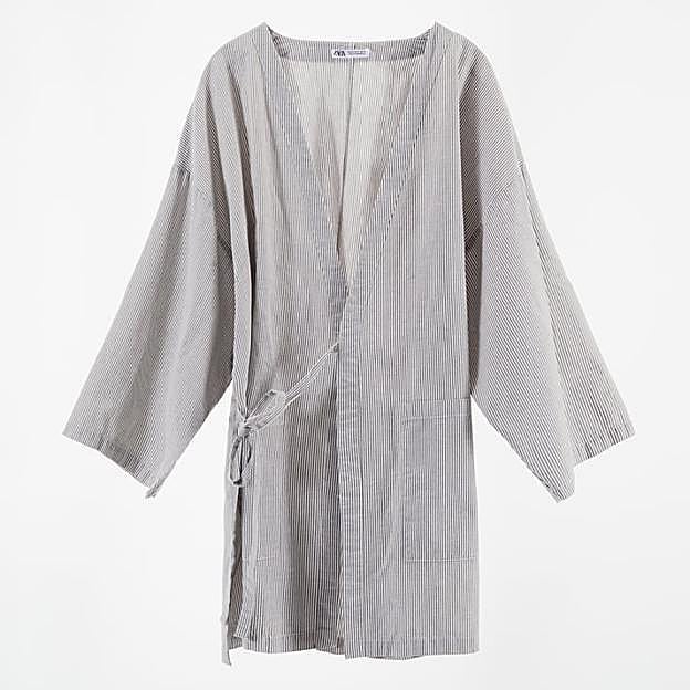 Imagen principal - Tres kimonos muy favorecedores y elegantes que vas a poder ponerte todo el otoño