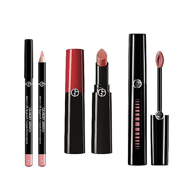 1. Lápiz de labios Smooth silk lip pencil en el tono 4. 2. Labial cremoso Lip Power lipstick en el tono 104. 3. Brillo Ecstasy mirror laquer 102.