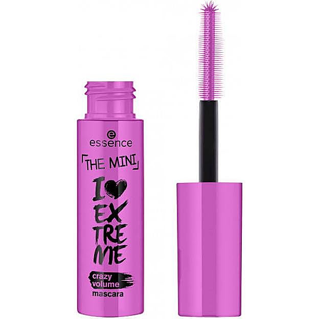 El formato pequeño de The Mini I LOve Extreme Crazy Volume, de Essence, permite llevarla en el bolso