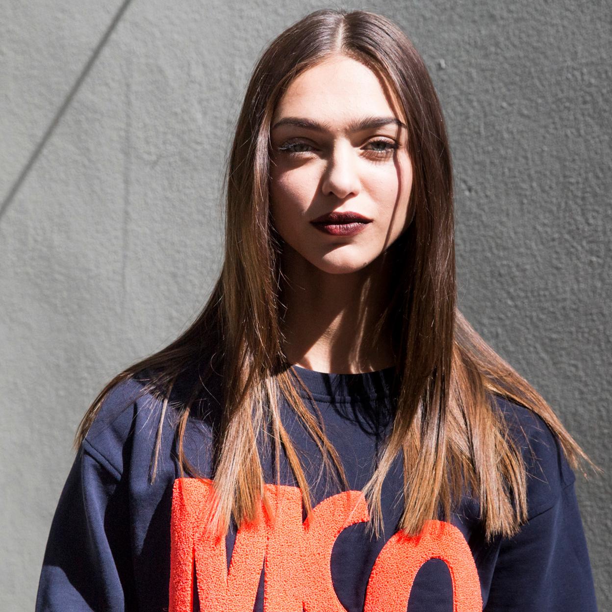 Pincha en la imagen para descubrir los mejores champús anticaída para fortalecer el pelo este otoño.