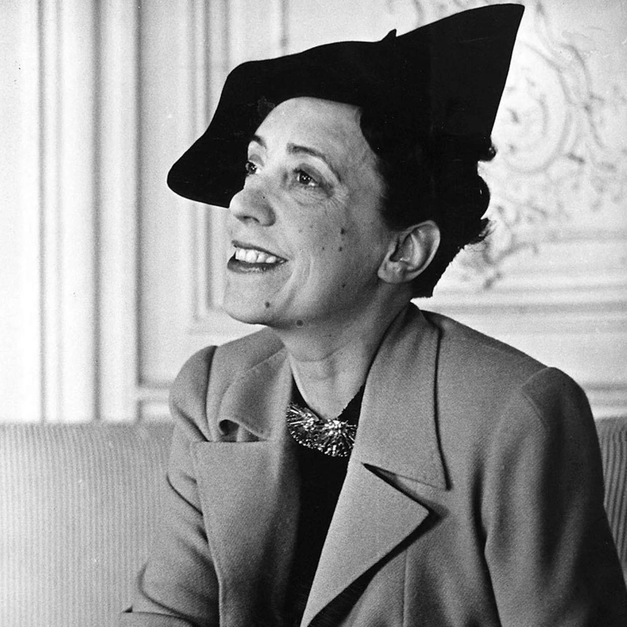 Por qué Elsa Schiaparelli fue una de las diseñadoras más importantes del siglo XX?