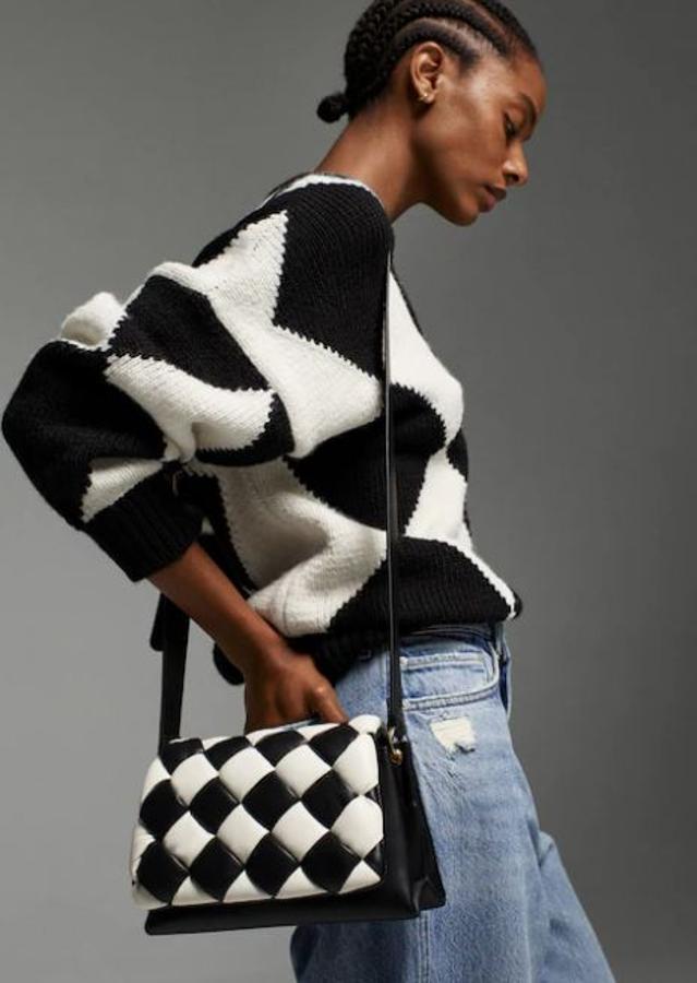 Bolso acolchado de Mango (39,99 euros).