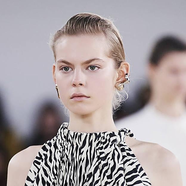 Dos espumas limpiadoras que son perfectas para acabar con los granitos e imperfecciones que aparecen en el rostro