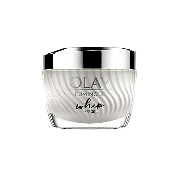Luminous Whip de Olay. Con protección solar 30.