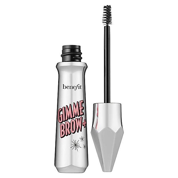 Gel con color para cejas Gimme Brow+ de Benefit. (29,99 euros en Sephora).