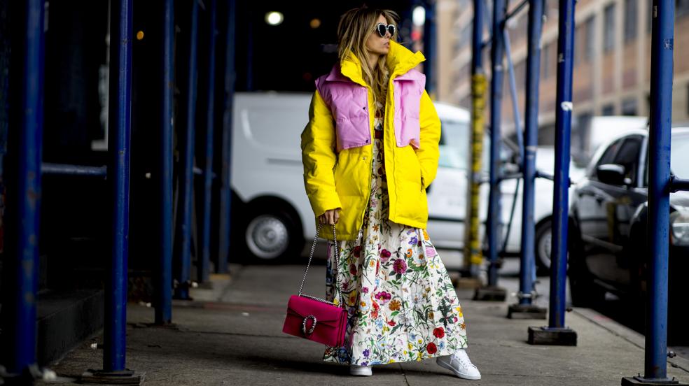 Cómodos, ponibles y rejuvecedores: los plumíferos son los abrigos que más te pondrás cuando empiece el frío (y los nuevos que han llegado a Zara ya tienen lista de espera)