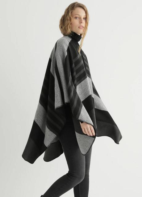 Imagen - El modelo en tonos grises tiene el bajo ribeteado