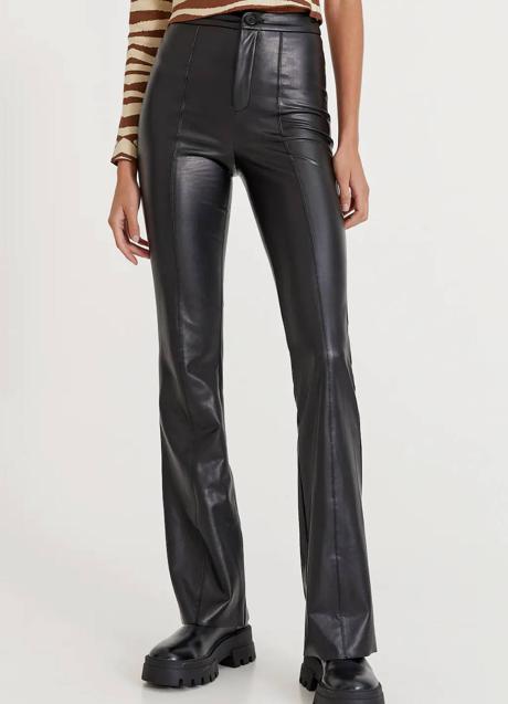 Imagen - Los pantalones de campana son negros