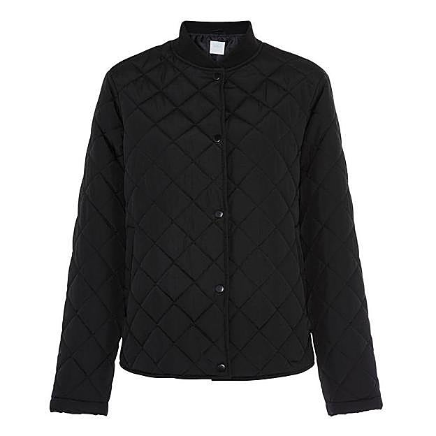 El precio de la cazadora es de 19 €