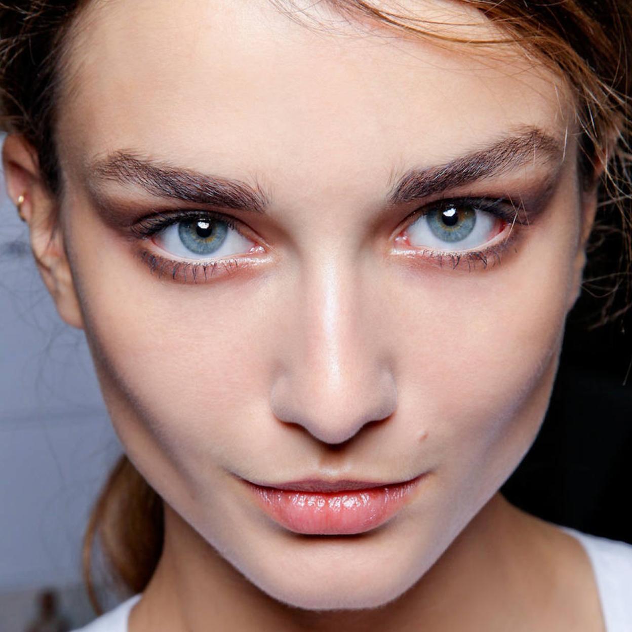 Pincha en la foto para ver las mejores combinaciones de cremas de ojos y correctores para una mirada despierta, iluminada y joven