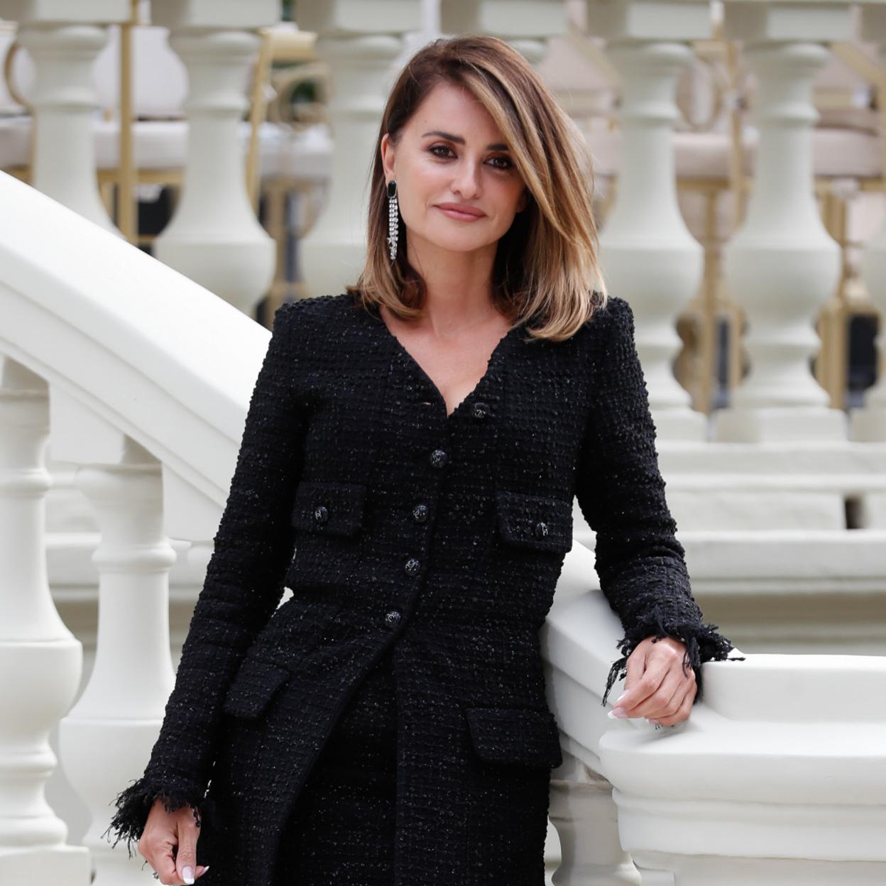 Pincha en la imagen para ver los 11 botines de tacón cómodo que querrás lucir con todos tus looks este otoño.