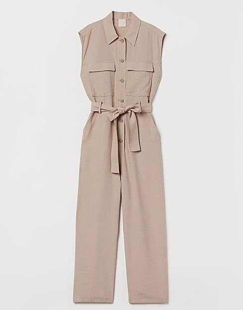 Imagen principal - Del traje morado de Kate Middleton al abrigo camel de Meghan Markle: las royals tienen los looks más favorecedores y elegantes del otoño (que puedes copiar en el low cost)