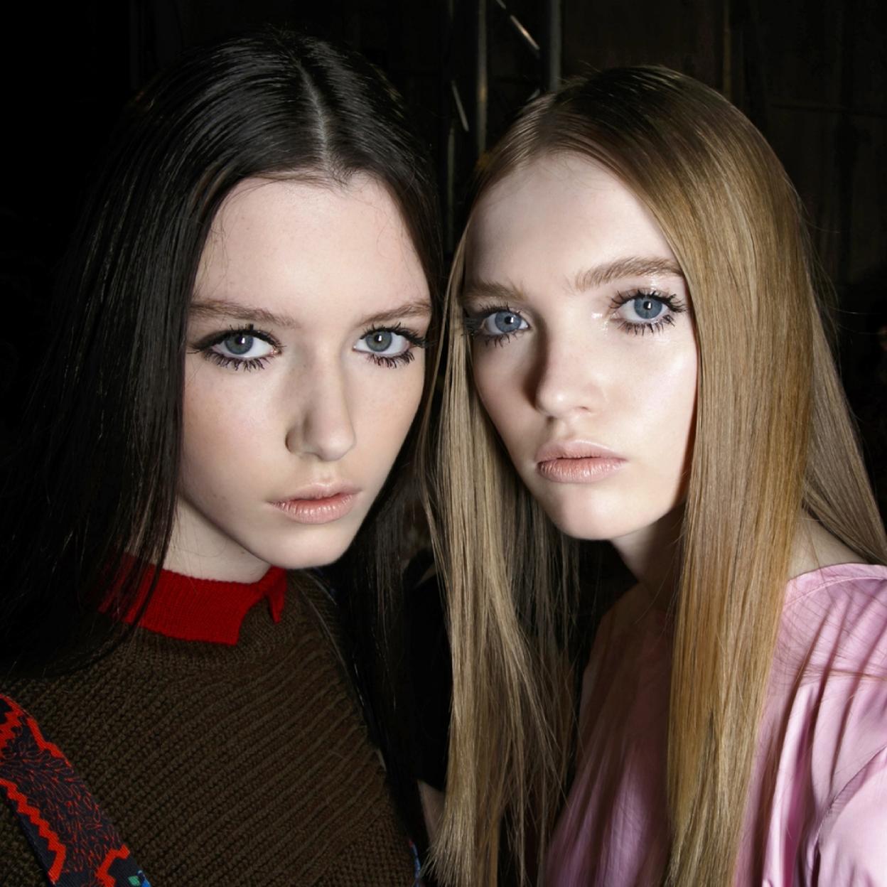 Pincha en la imagen para descubrir los mejores gloss para dar volumen a tus labios sin inyecciones de ácido hialurónico.