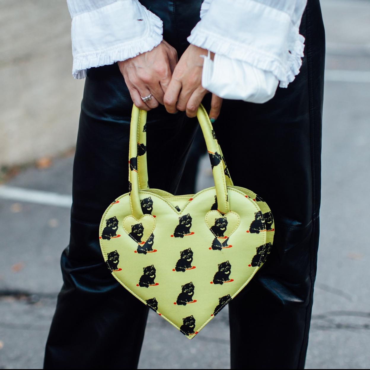 Pincha en la imagen para ver los chalecos acolchados low cost perfectos para rejuvenecer los looks de entretiempo.