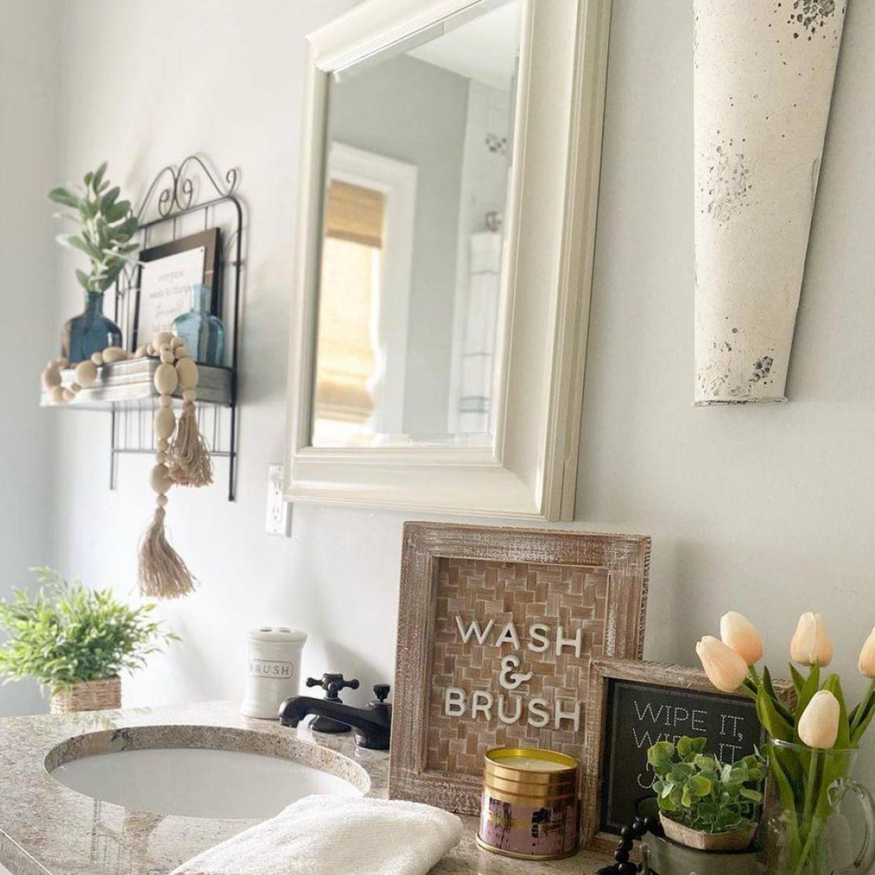 Pincha en la foto para ver 10 ideas decos para renovar tu baño que acaban de llegar a Zara Home (y son un auténtico chollo)