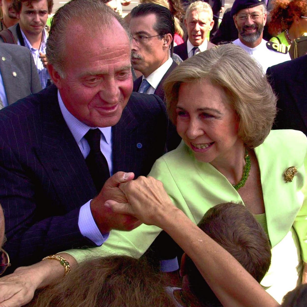 Si quieres ver la vida del rey Juan Carlos en imagenes, pincha en la foto.