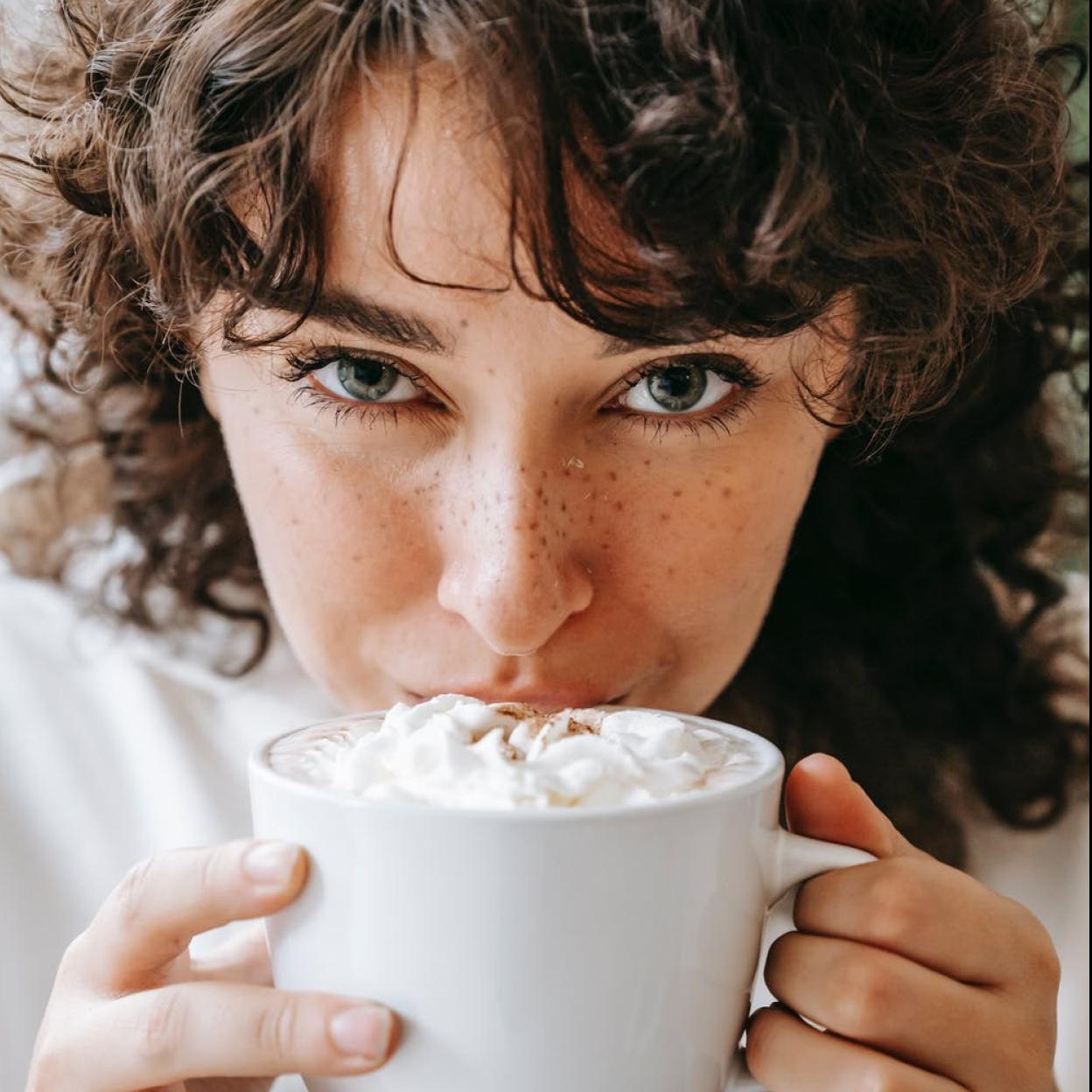 ¿Necesitas la cafeína para funcionar y despertar? Que sea siempre natural, por favor