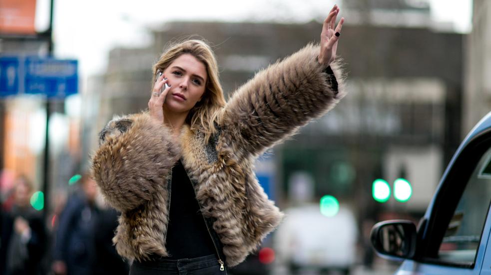 Que no te falte de nada: estas son las chaquetas y abrigos que necesitas para un look de fiesta impecable