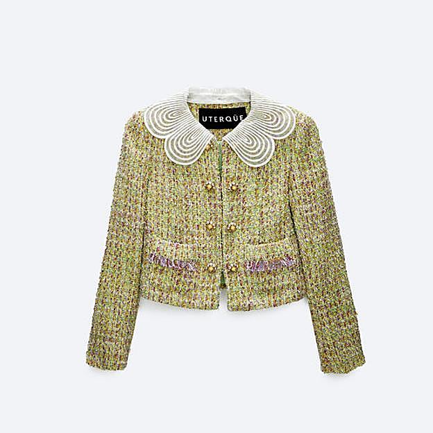 Imagen principal - 1. Chaqueta verde con cuello desmontable de Uterqüe (159 euros). 2. Chaqueta de tweed con estampado de cuadros y botones joya de Mango (59,99 euros). 3. Chaqueta corta de color lila de Mango (59,99 euros) 