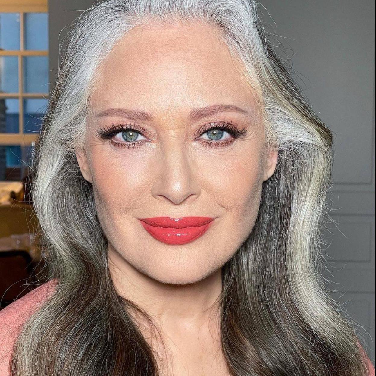 Pincha en la imagen para ver ¿Efecto buena cara? Estos son los productos para conseguir un maquillaje fresco y en tiempo récord