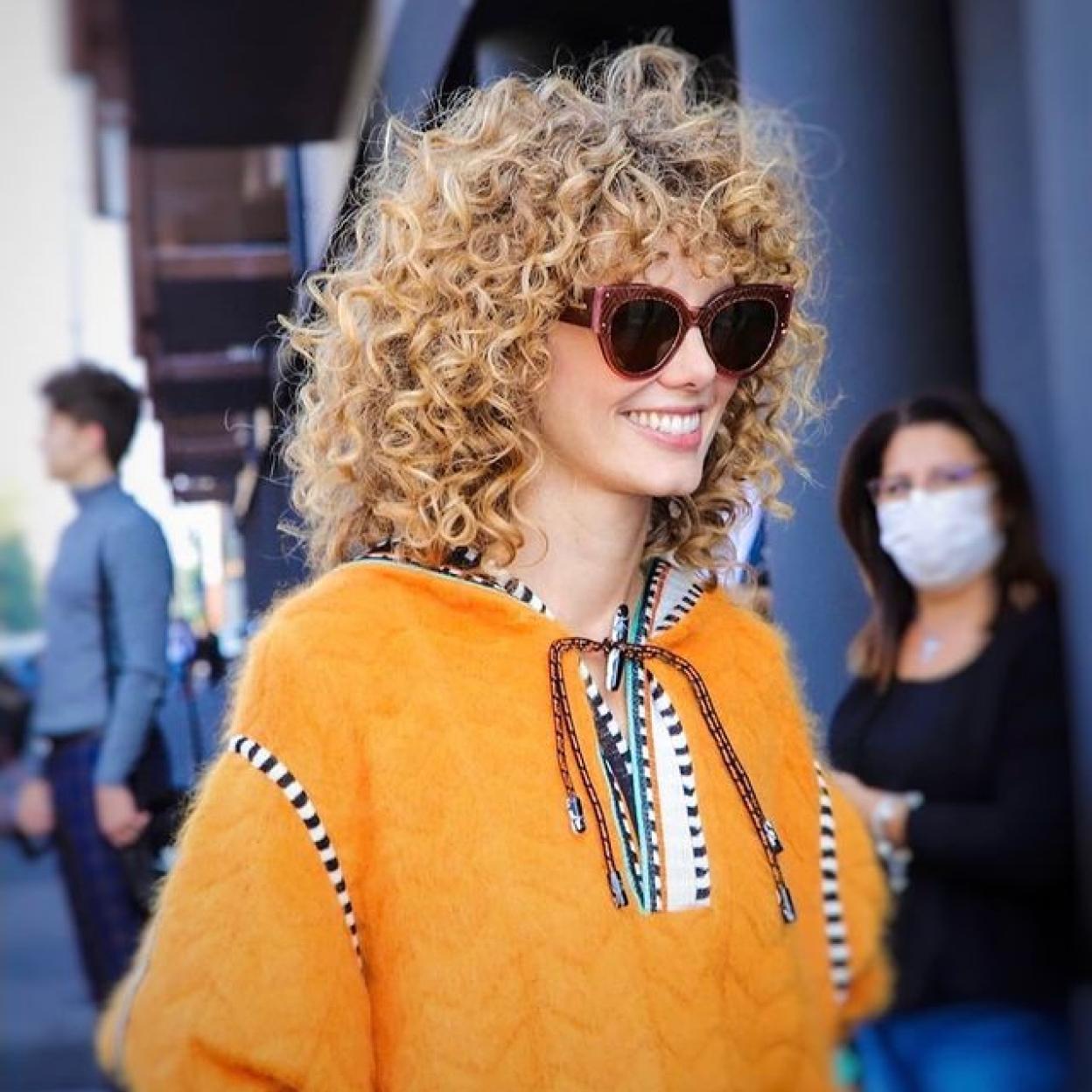 Pincha en la imagen para ver productos antiedad para el pelo que rejuvenecen tu melena y te harán presumir de pelazo a cualquier edad.