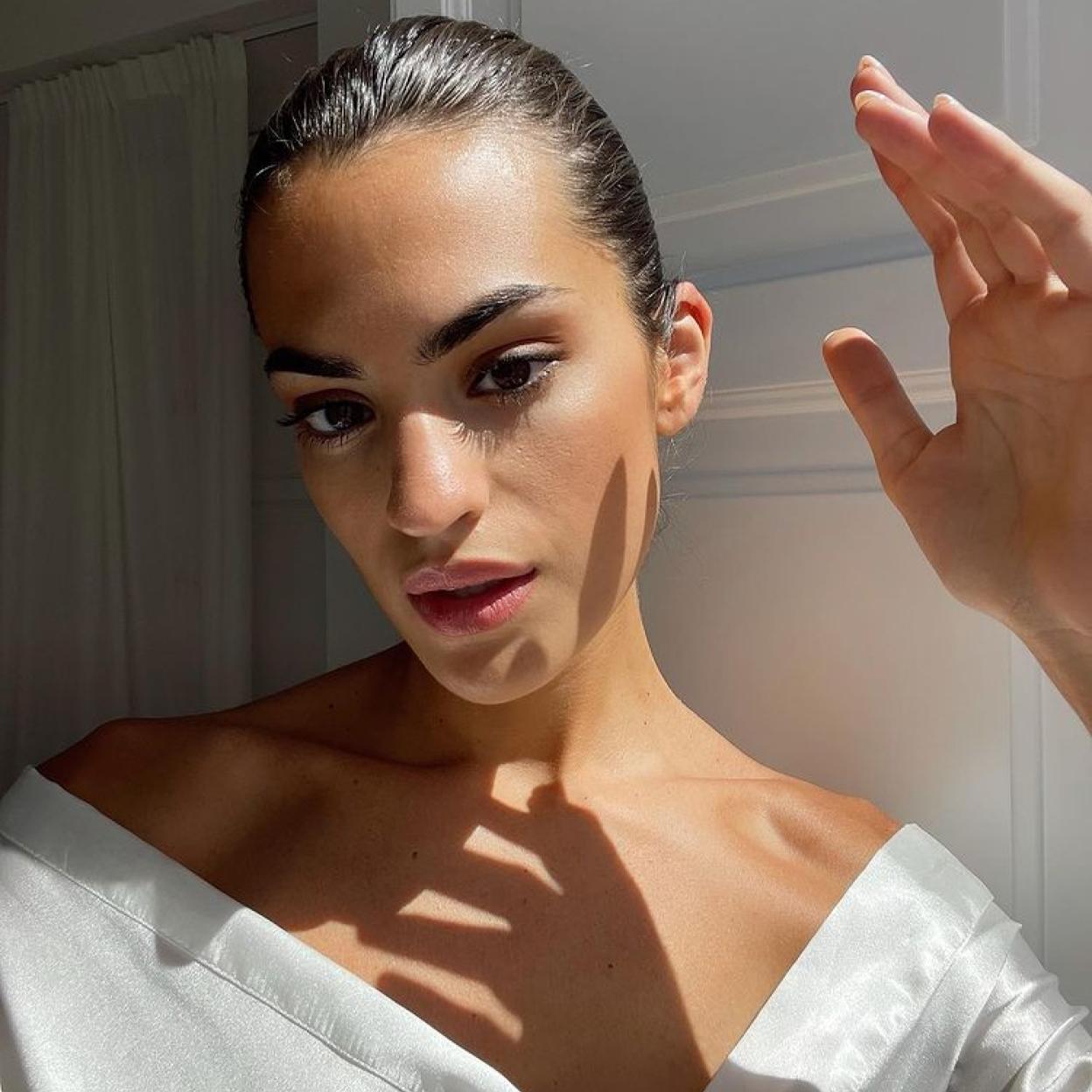 Pincha en la imagen para ver las mejores combinaciones de cremas de ojos y correctores para una mirada despierta, iluminada y joven.