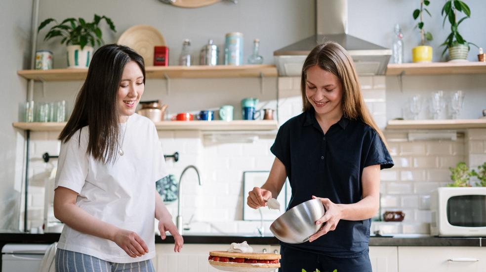 Consejos y soluciones para optimizar el espacio en una cocina pequeña