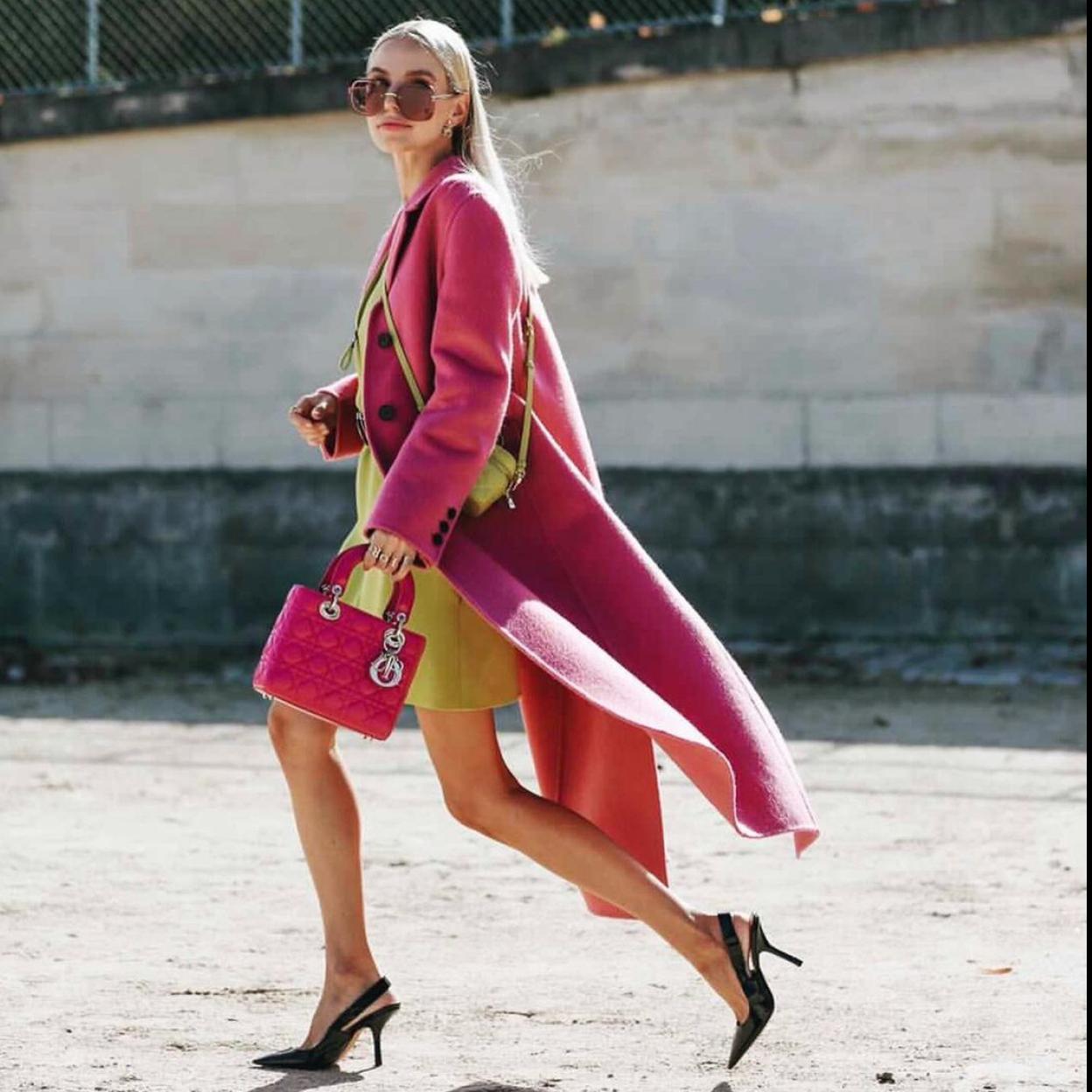 Pincha en la imagen para ver las bailarinas de colores que son ideales para tus looks con pantalones y con faldas.