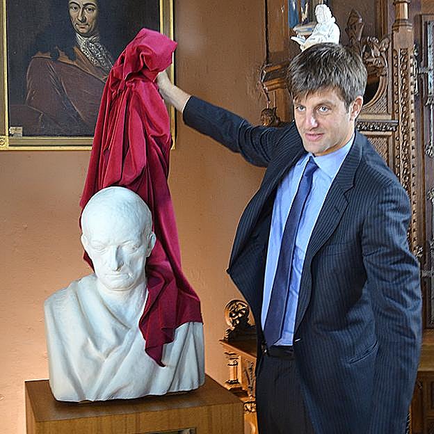 Así es Ernesto Augusto, el hijo del príncipe Ernesto de Hannover (marido de Carolina de Mónaco) que ha conseguido ser un royal silencioso que pasa desapercibido (pero lleva a su propio padre a juicio)