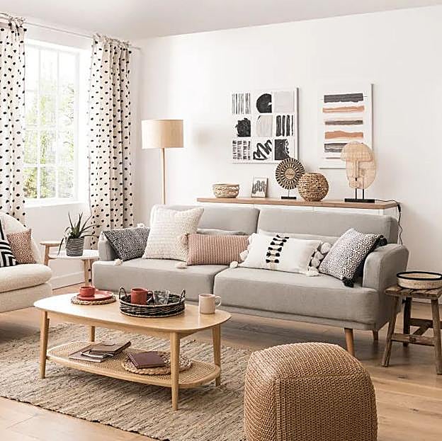 Elegante, sencillo y atemporal, este sofá de Maisons du Monde cuesta 399 euros.